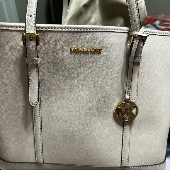 Michael kors purse and wallet